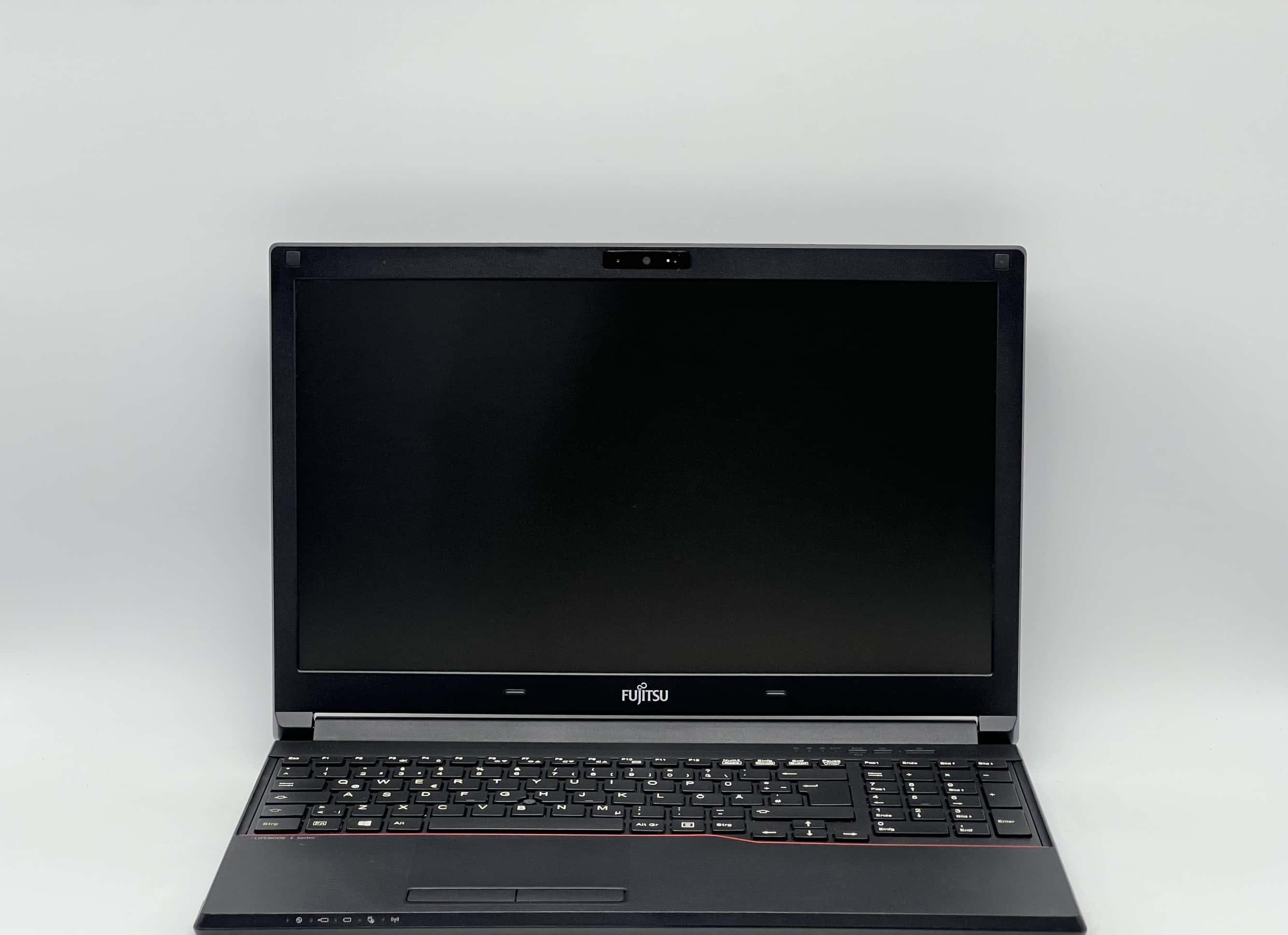 Fujitsu LifeBook E556 15" i5-6300U 8/120