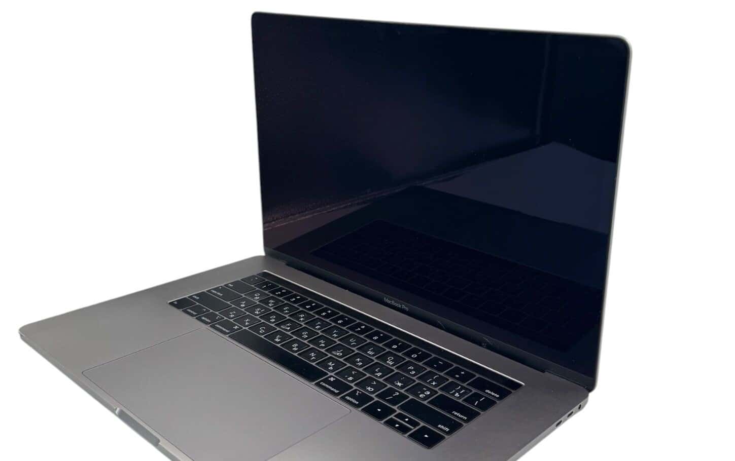 Apple MacBook Pro A1990 15.4" Core i7 16/250
