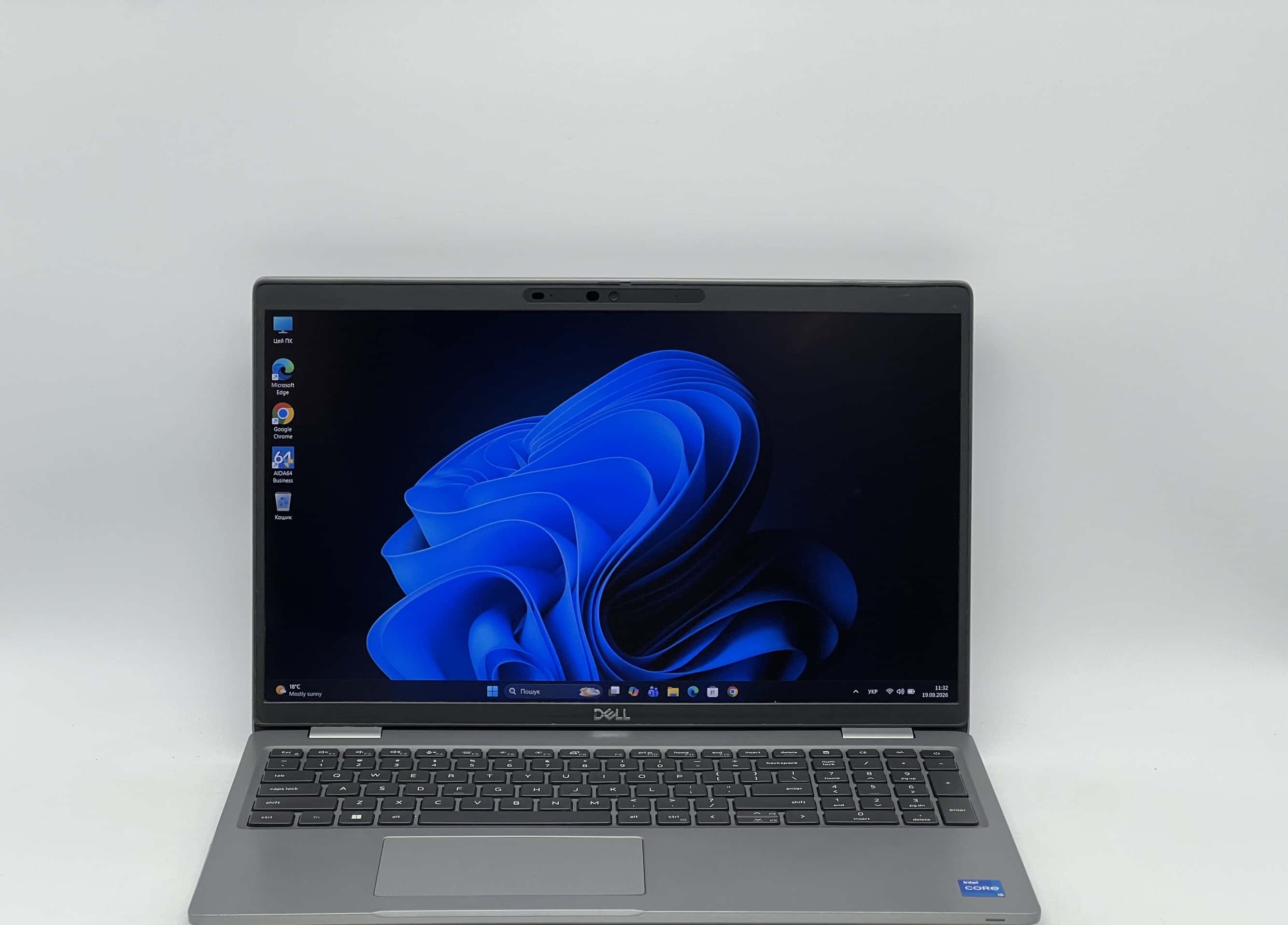 Dell Latitude 5520 15" FHD i5-1145G7 16/240