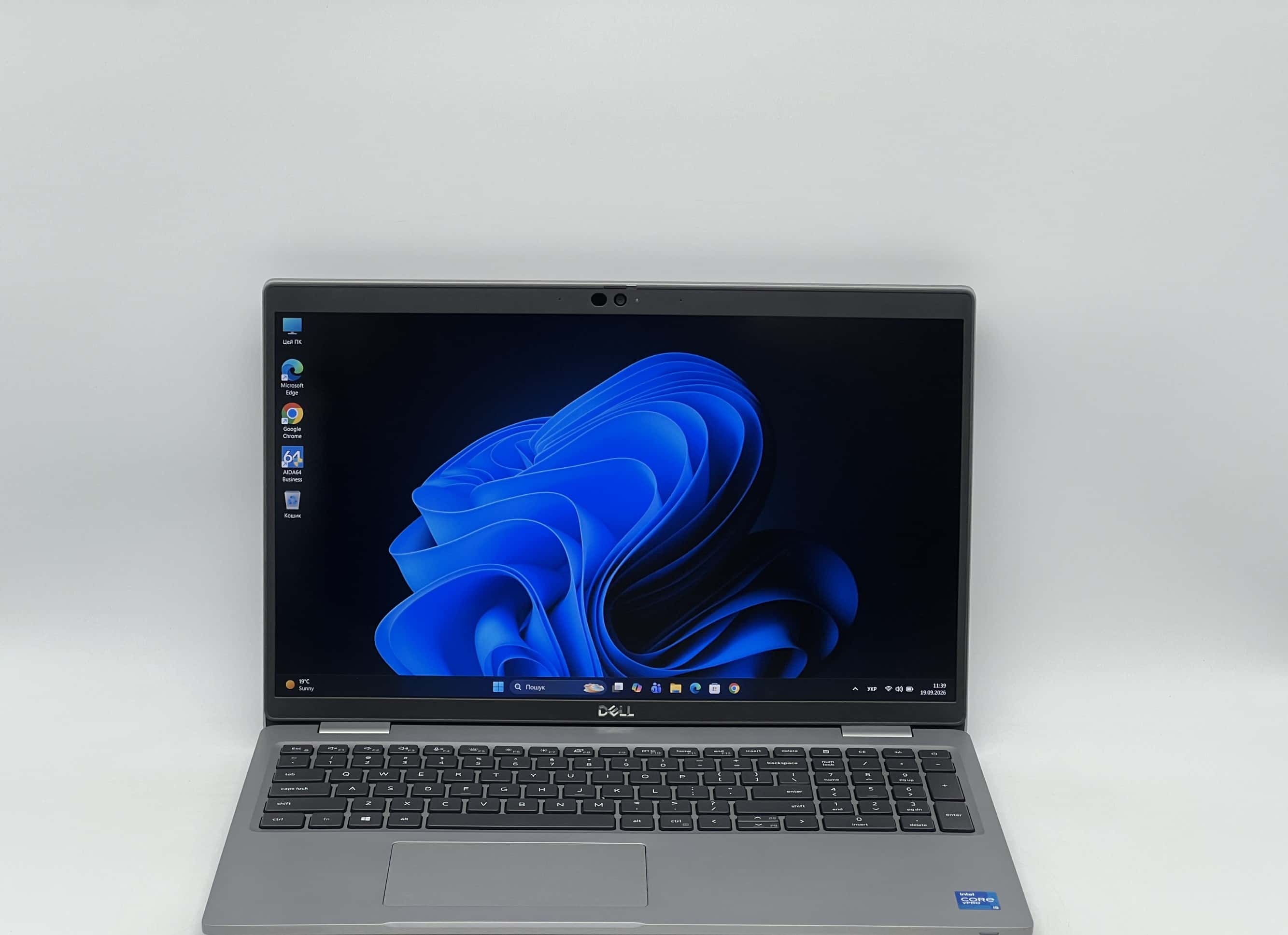 Dell Latitude 5520 15" FHD i5-1145G7 16/240