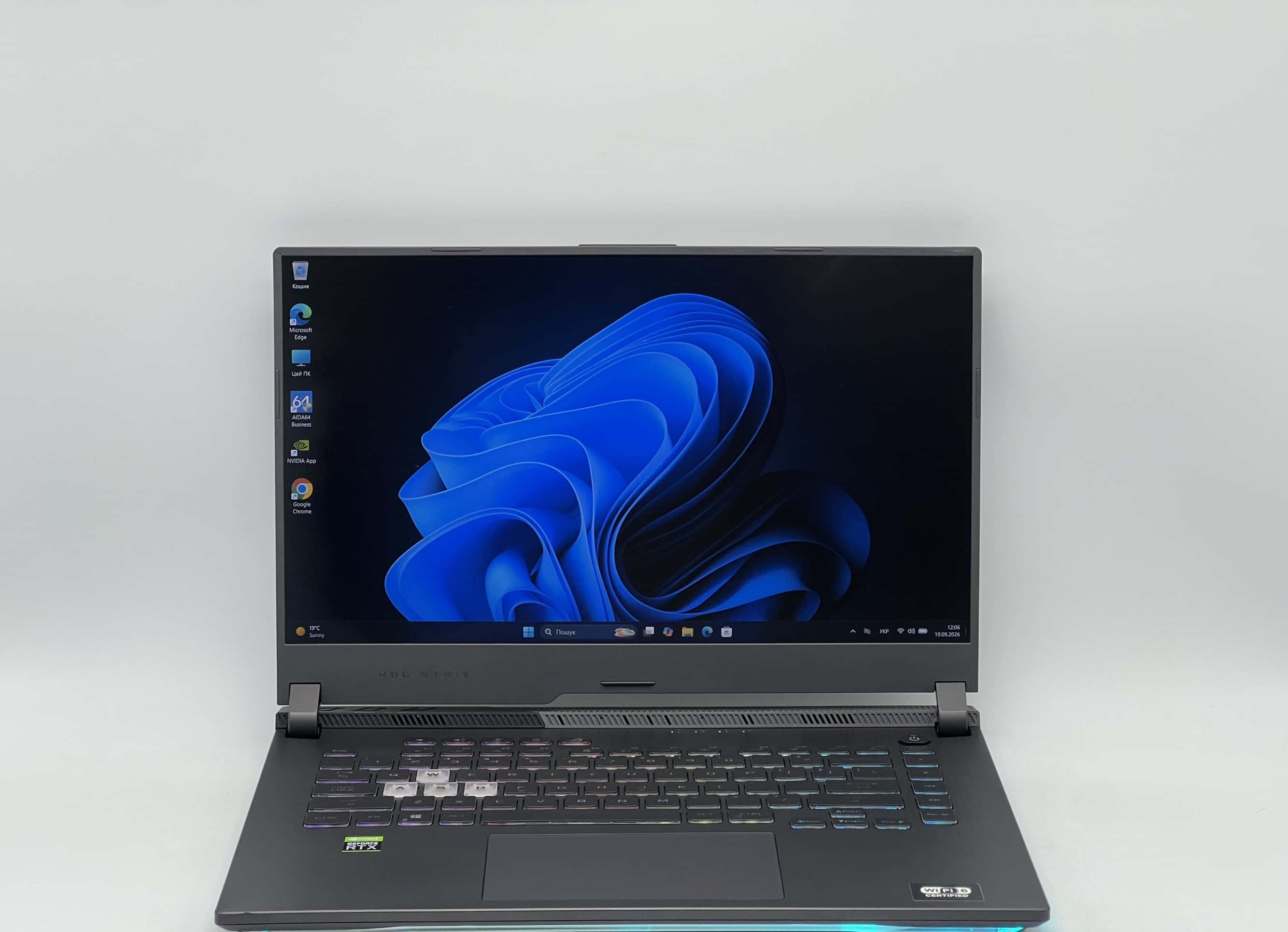Asus ROG Strix G513QM - WS96 15" FHD Ryzen 7 5800H 32/960 RTX 3060 6GB