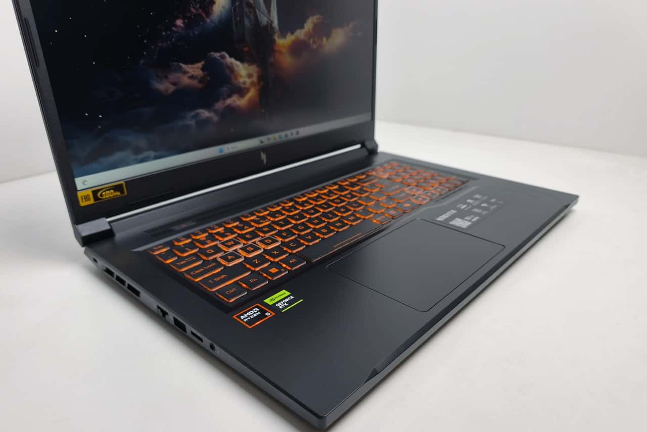 Acer Nitro V 17 AI 17.3" FHD+ Ryzen 5 240 16/512 RTX 5060 8GB
