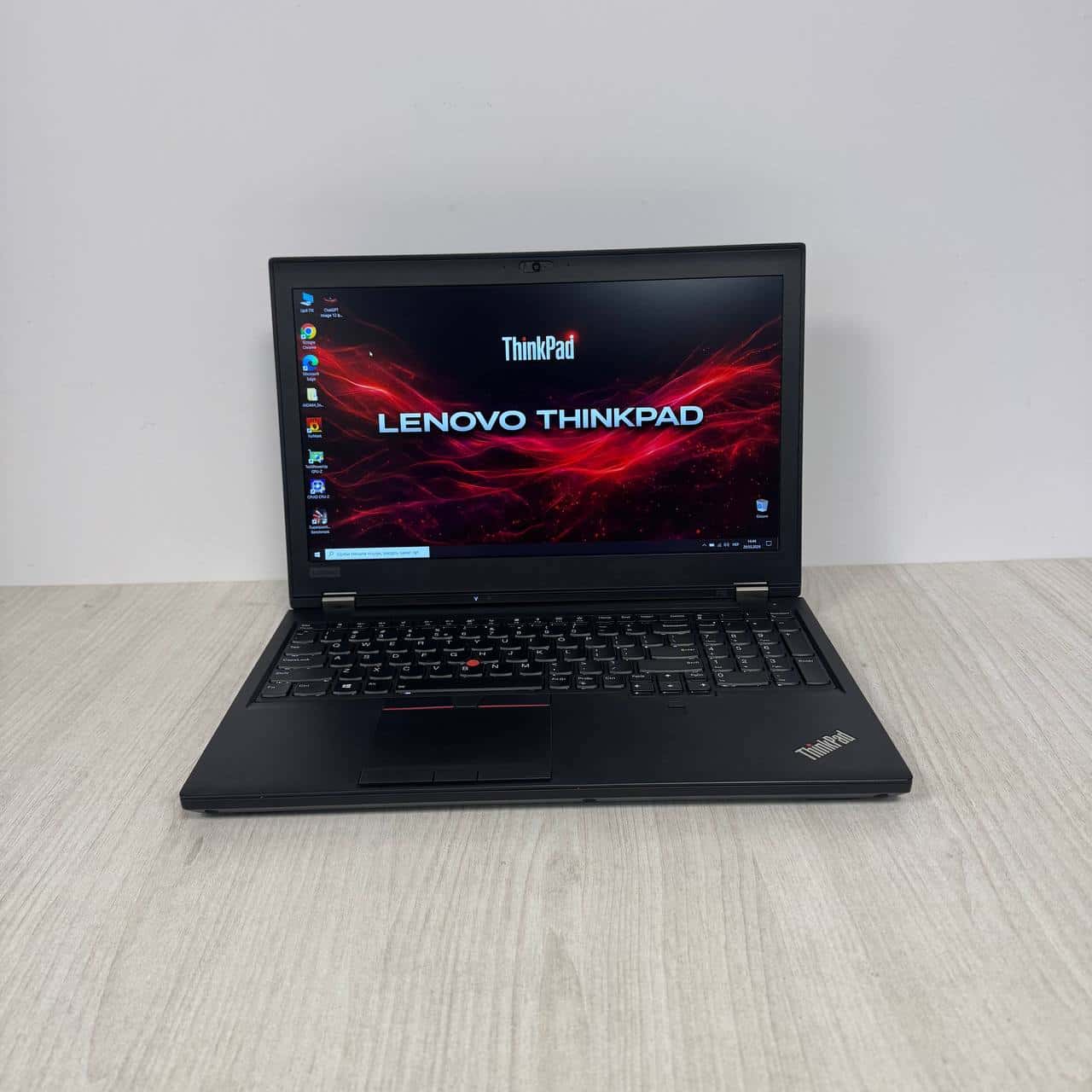 Lenovo ThinkPad P52 Intel Core i7-8850H QUADRO P1000