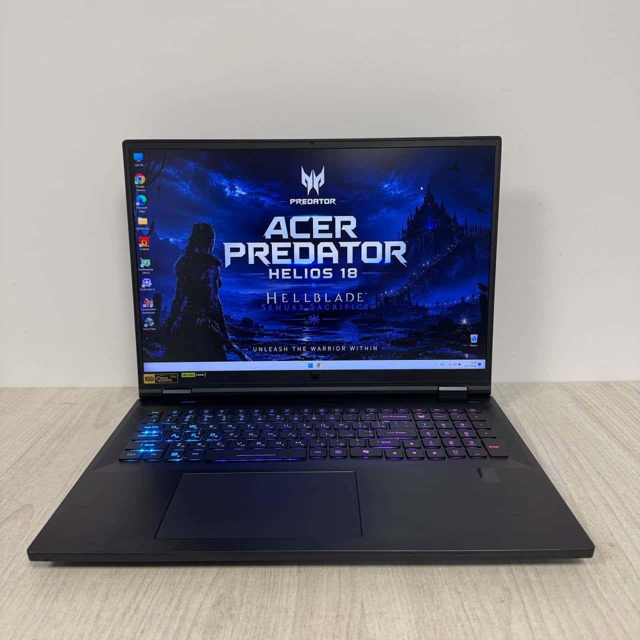 Acer Predator Helios 18 PH18-72
