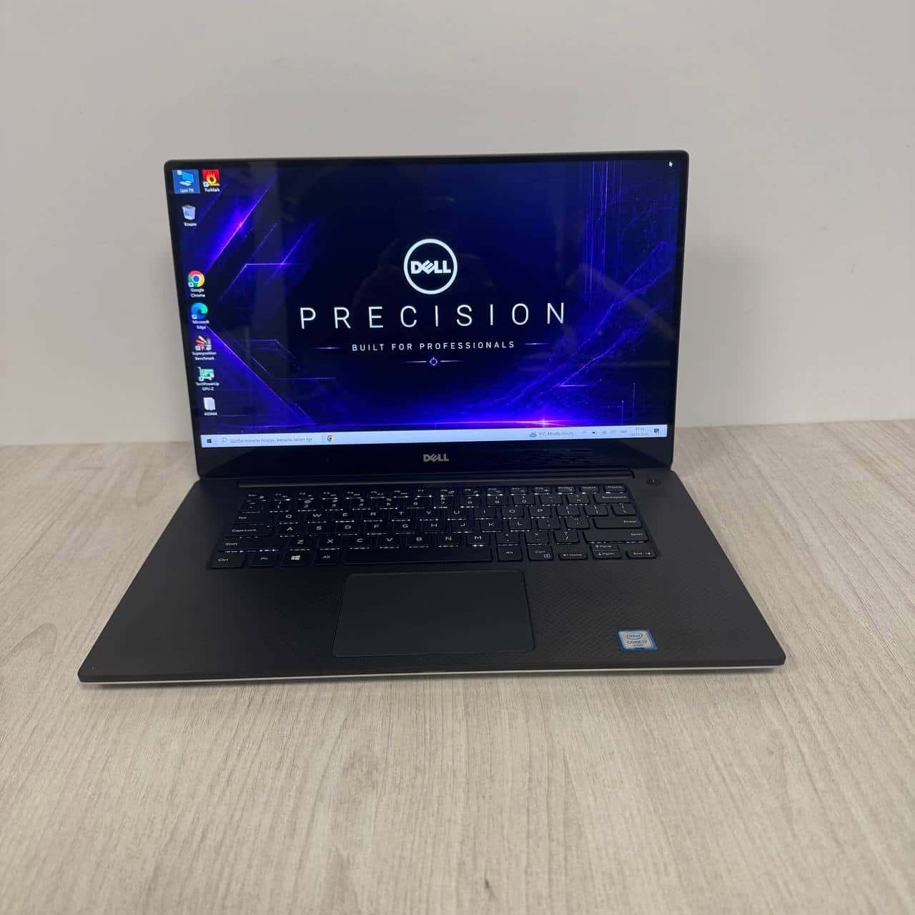 Dell Precision 5510 4K Touch 15.6" i7 6820HQ 8/256