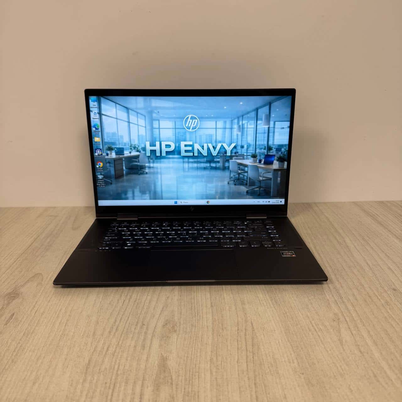 HP Envy 15-ey0013dx x360 Touch
