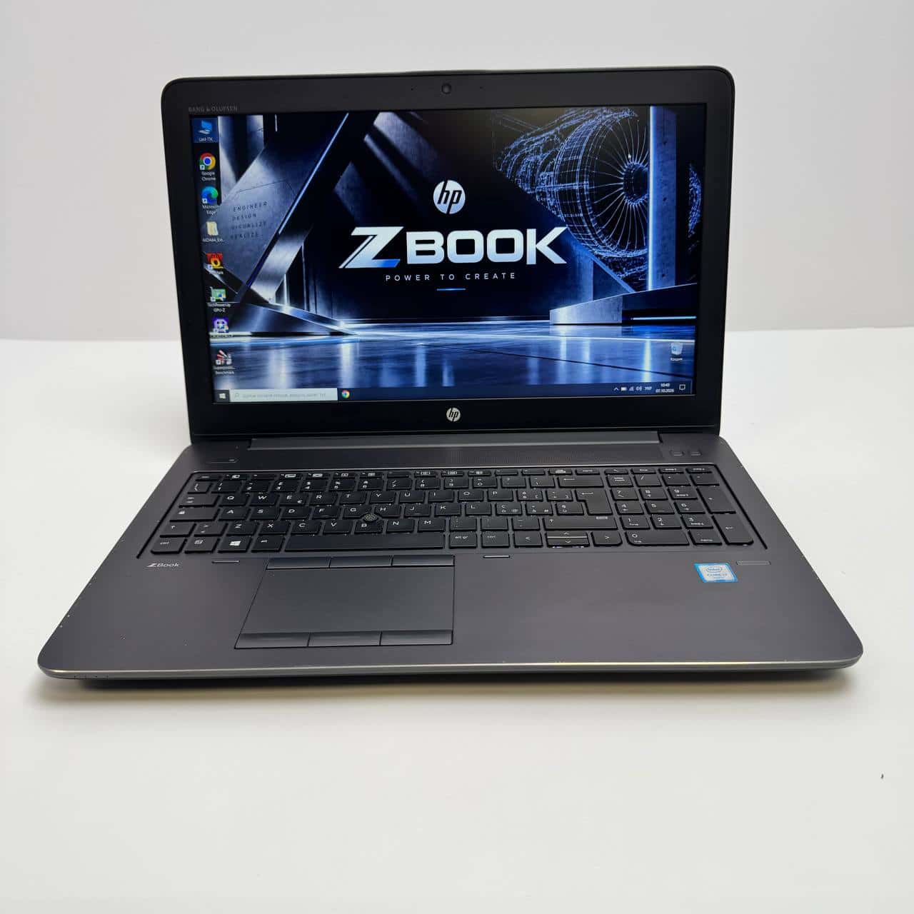 HP ZBook 15 G3 15.6" FHD Core i7-6820HQ 16/512