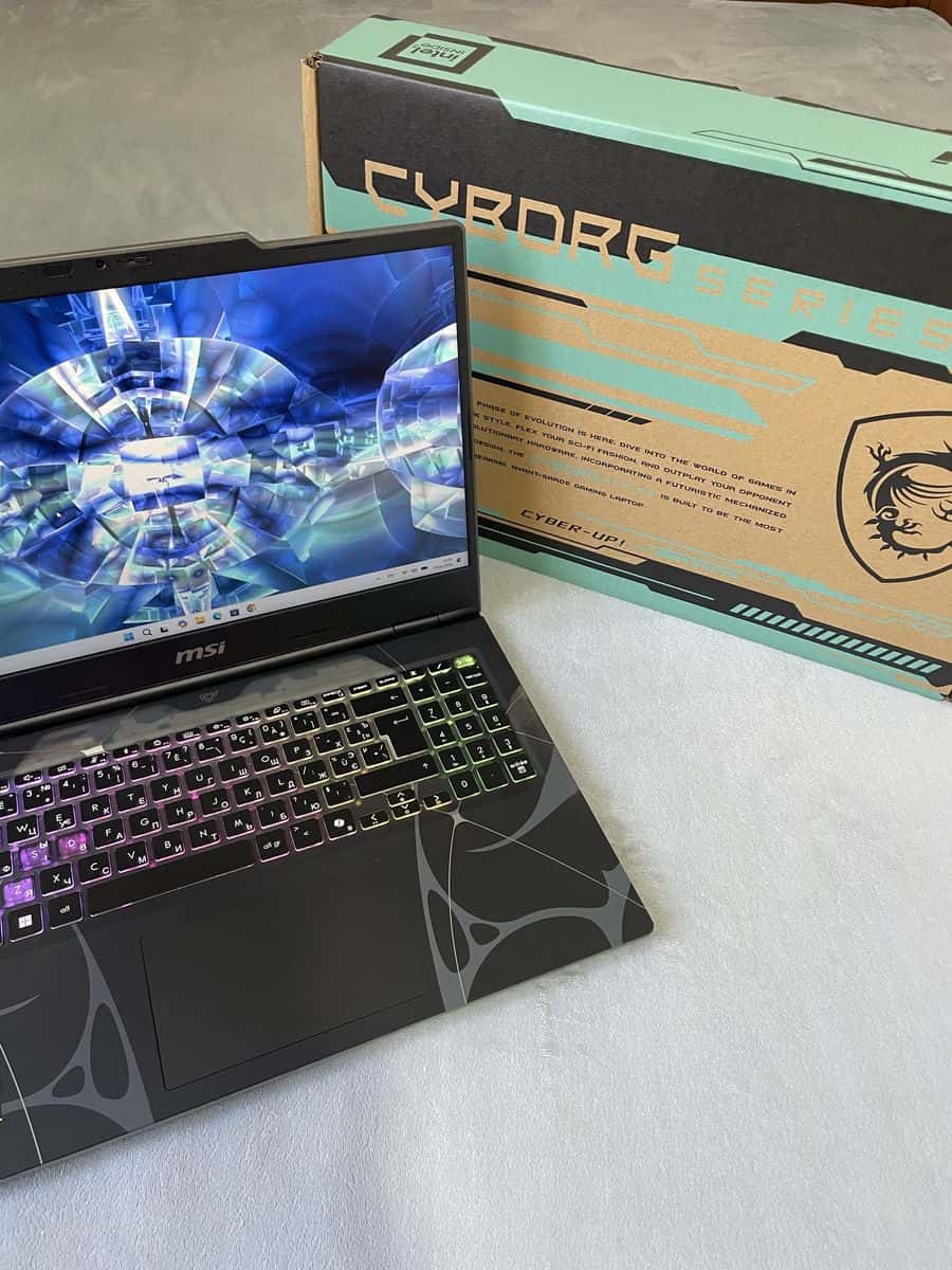MSI Cyborg 15 15.6" 144Hz Core 5 210H 16/512 RTX 5050 8GB