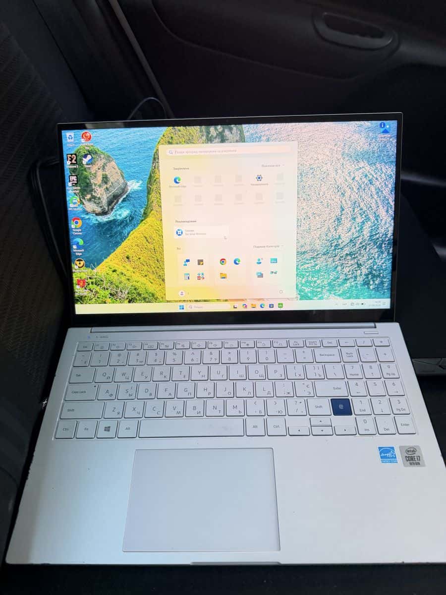 Samsung Galaxy Book Pro 15.6" FHD Core i7-10650G 20/512