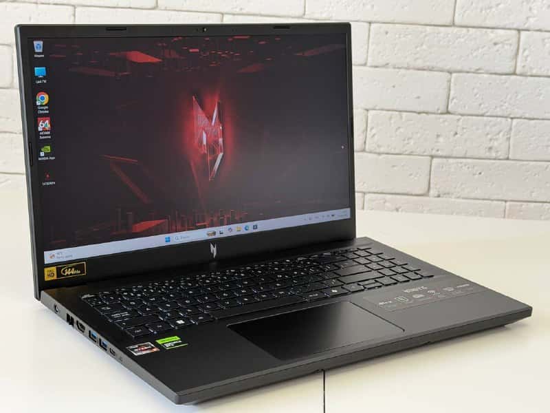 Acer Nitro V15 15.6" FHD 144Hz Ryzen 5 7535HS 16/512 RTX 2050 4GB