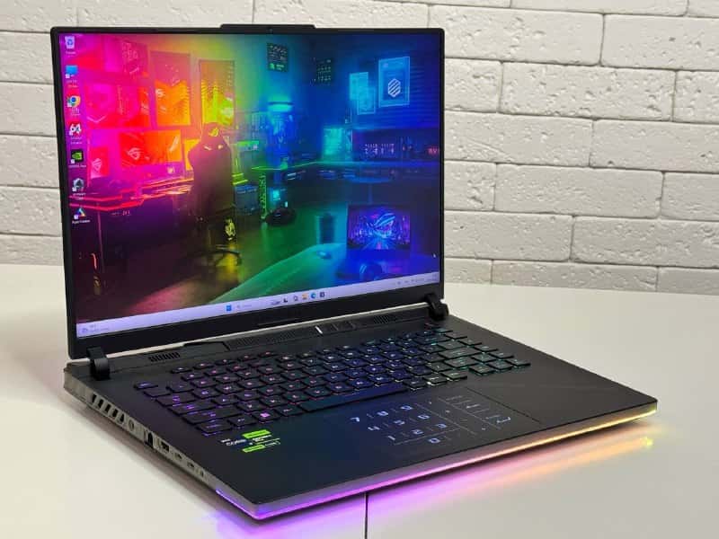 ASUS ROG Scar 16 QHD+ 240Hz Core i9-13980HX 64/2TB RTX 4080 12GB