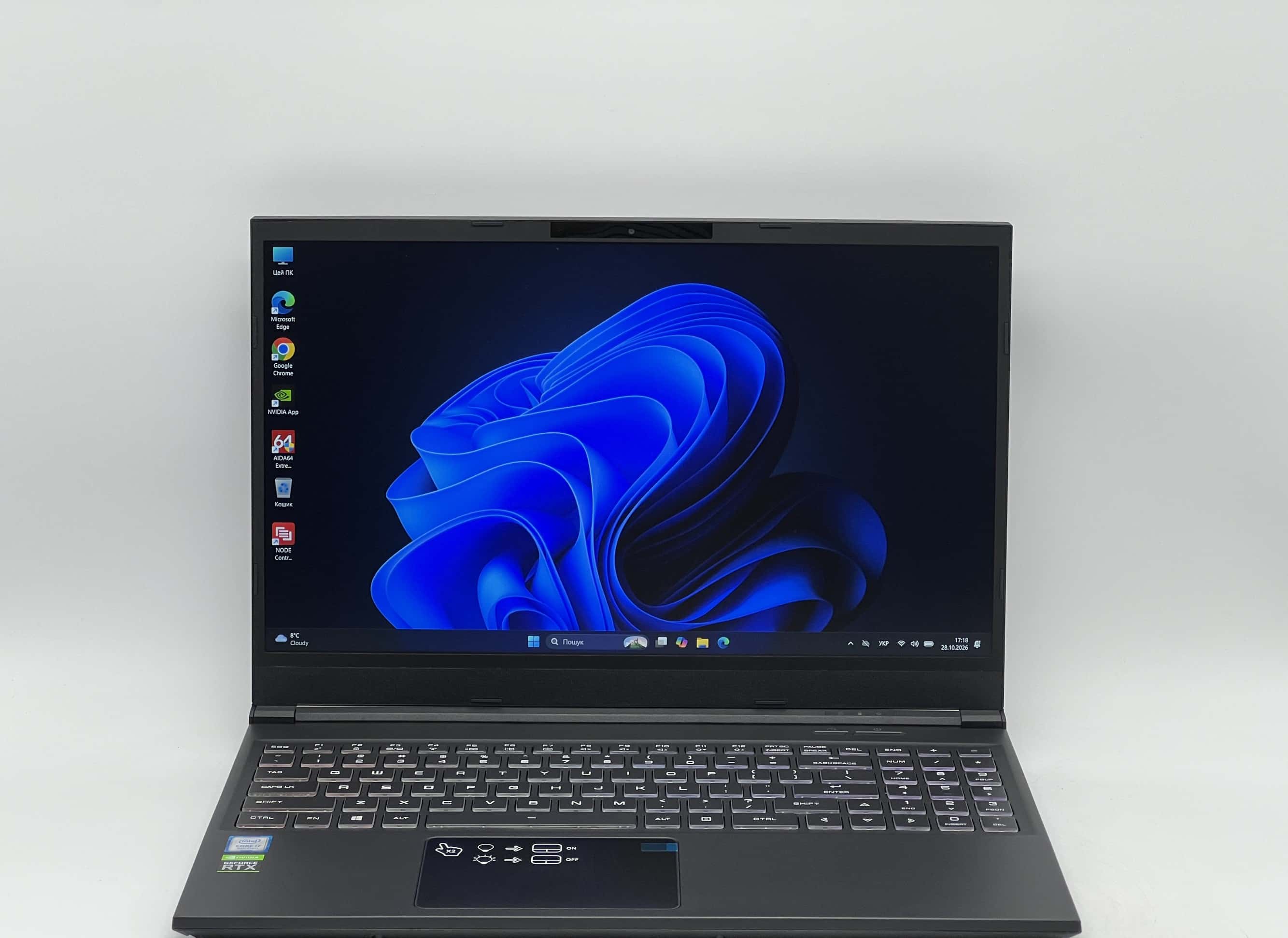 CyberpowerPC Tracer III 15 FHD i7-9750H 16/480 RTX 2060 6GB
