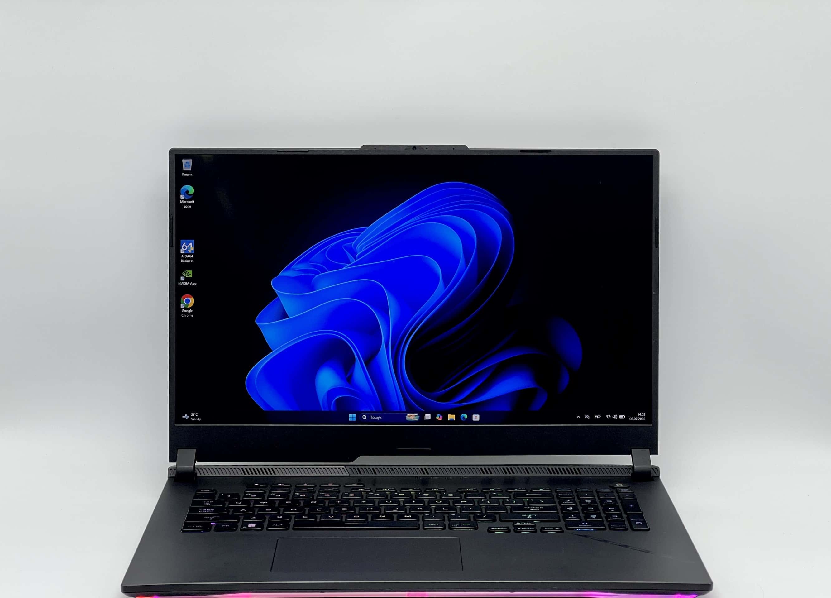 Asus ROG Strix G733PYV-XH97 17" Ryzen 9 7945HX 32/960 RTX 4090 16GB