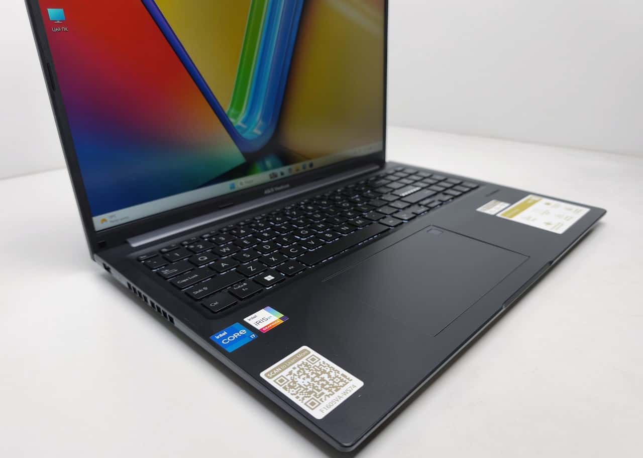 Asus VivoBook 16 Core i7-1355U 16/512