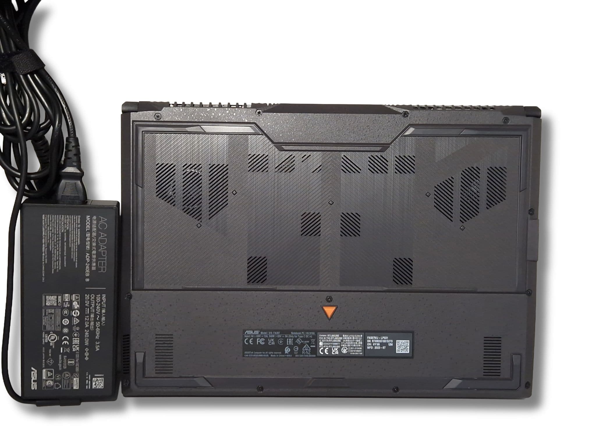 Ігровий ноутбук б/у Asus TUF A15 FA507NU 15.6" 144Hz Ryzen 7 7735HS 16/512 Гб SSD RTX 4050 6Гб 140Вт - фото 5