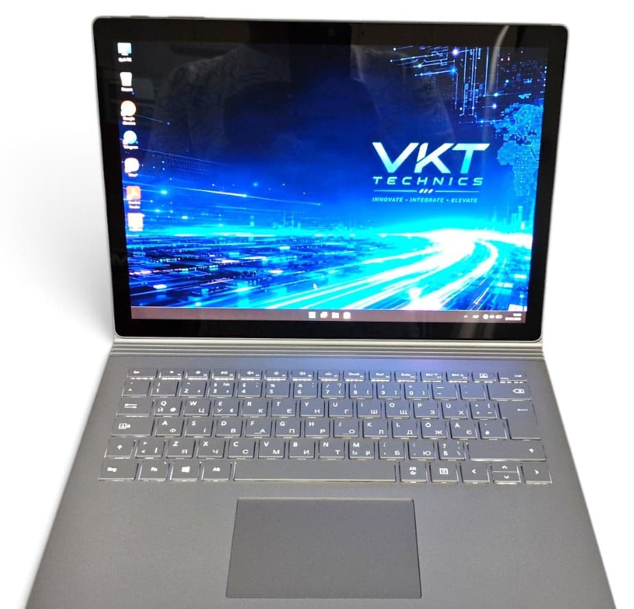 Microsoft Surface Book 2 13.5" 3K Core i7-8650U 8/256 GTX 1050 2GB
