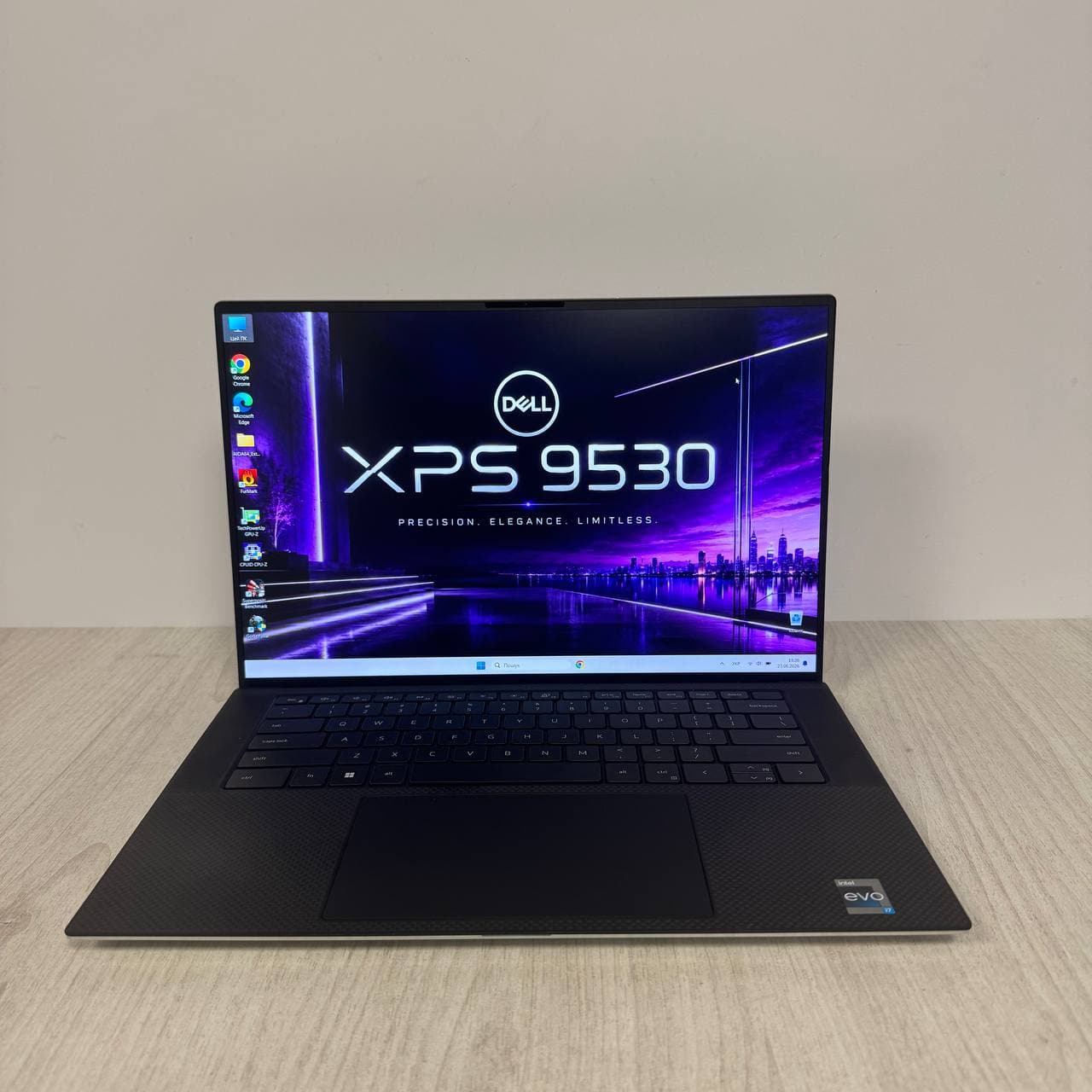 Dell XPS 9530 RTX 4050 Studio Intel Core i7-13700H RTX 4050
