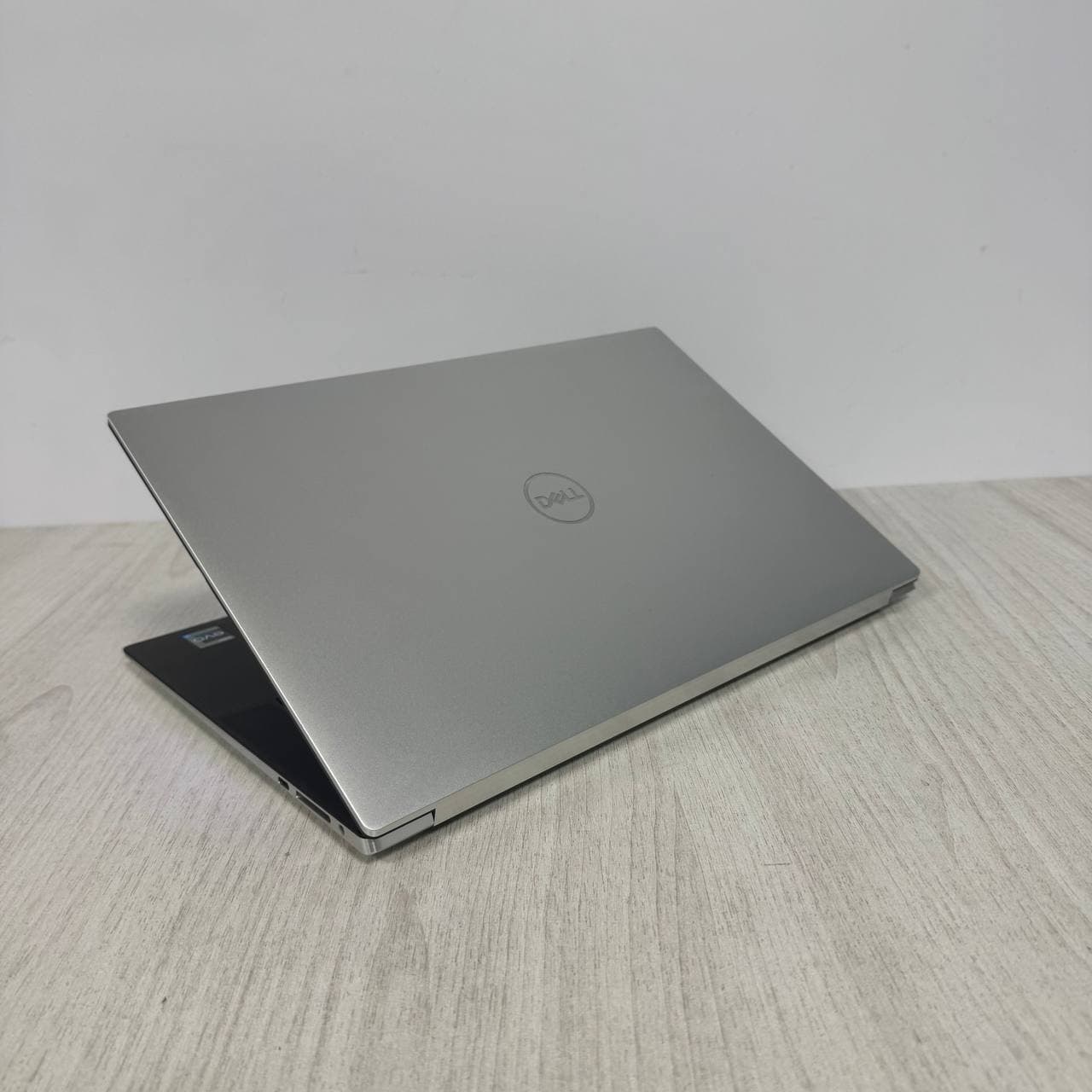 Dell XPS 9530 RTX 4050 Studio Intel Core i7-13700H RTX 4050 - фото 5