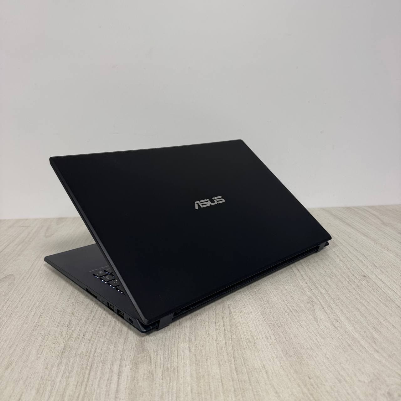 Asus VivoBook 15 X571GT Intel Core i5-9300H GTX 1650 - фото 6