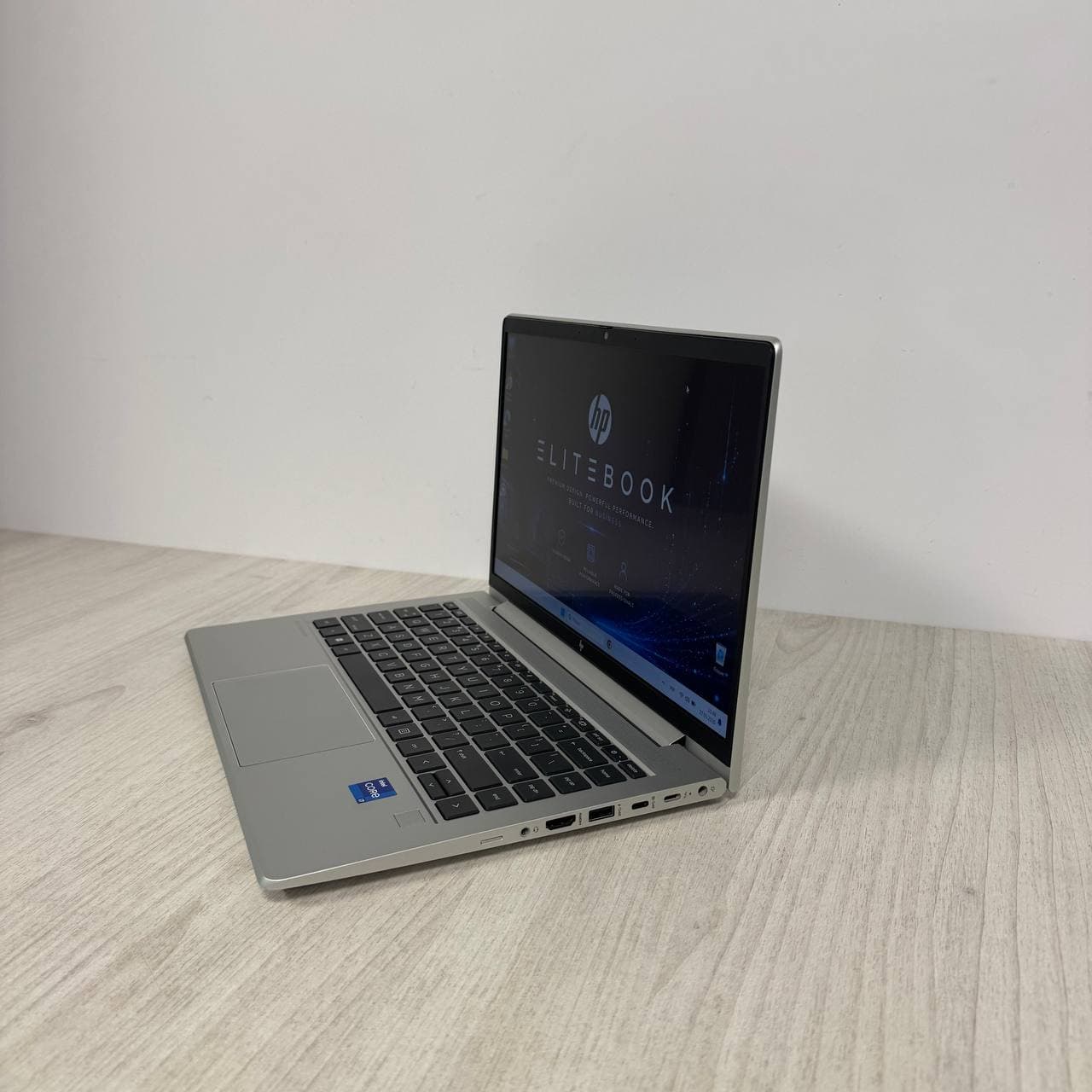HP EliteBook 640 G10 Intel Core i7-1365U - фото 3