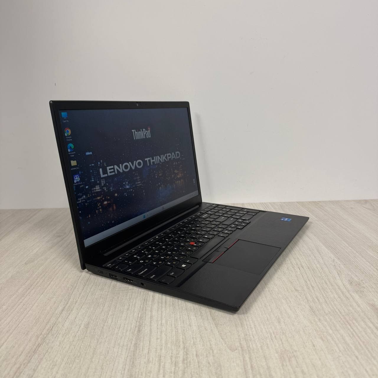 Lenovo ThinkPad E15 Gen 2 Intel Core i5-1135G7 - фото 3