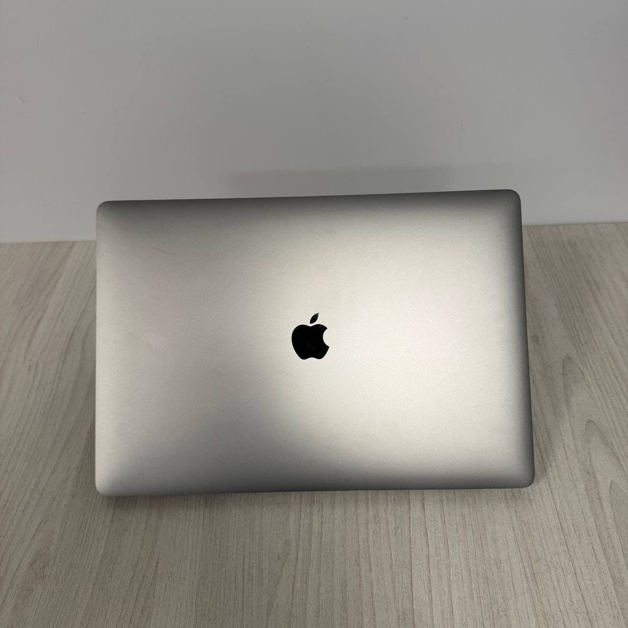 MacBook Pro 16 A2141 2019 221 цикл Intel Core i7 RADEON PRO 5300M - фото 6