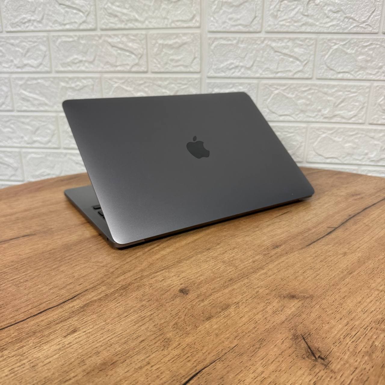 MacBook Pro 13 A2289 2020 167 циклів Intel Core i5 1.4GHz — стабільна робота з браузером, текстами, відео, базовим Photoshop, Zoom - фото 4