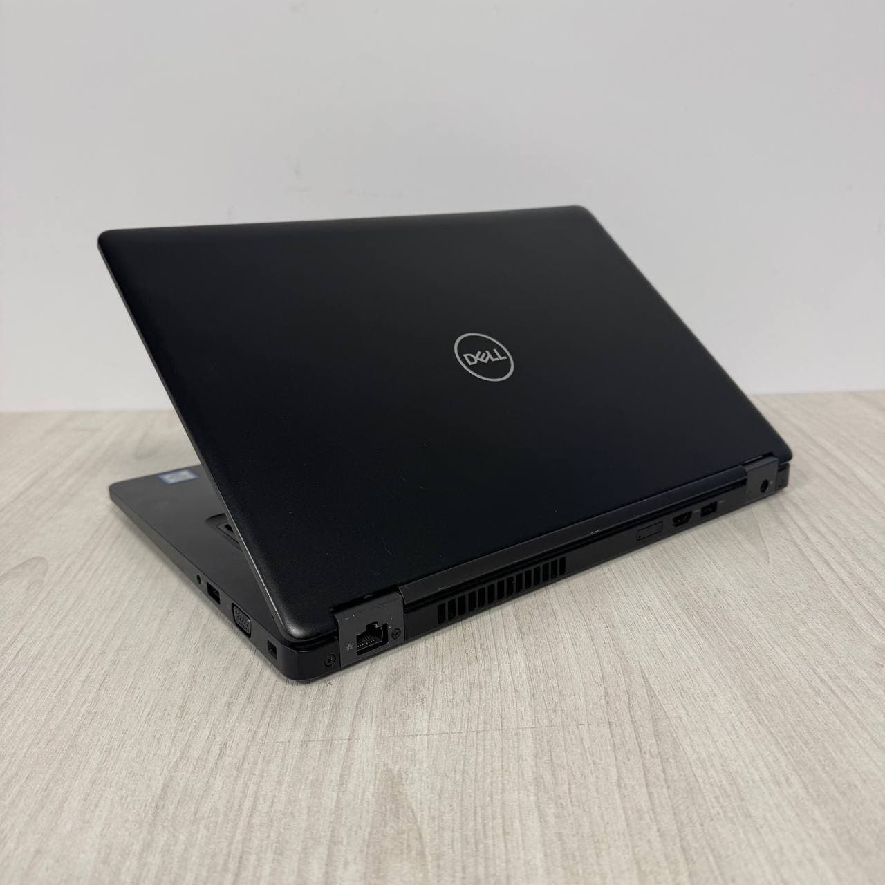 Dell Latitude 5491 Intel Core i5-8400H MX130 - фото 6