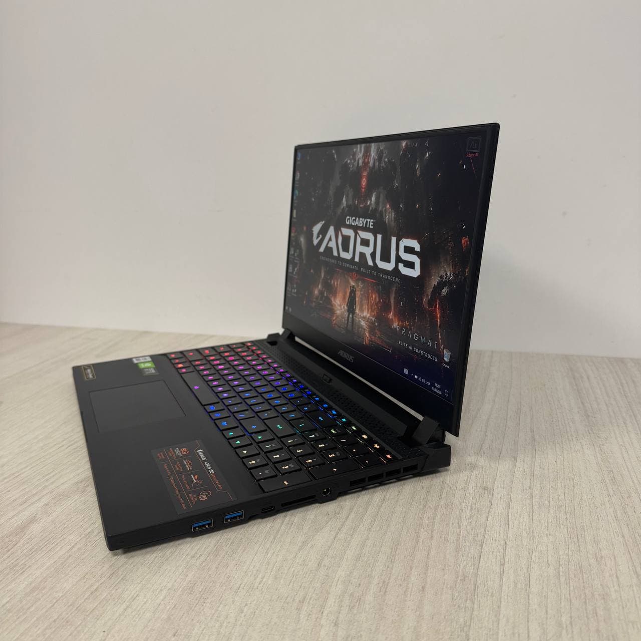 Gigabyte Aorus 15G YC Intel Core i7-10870H RTX 3080 - фото 6