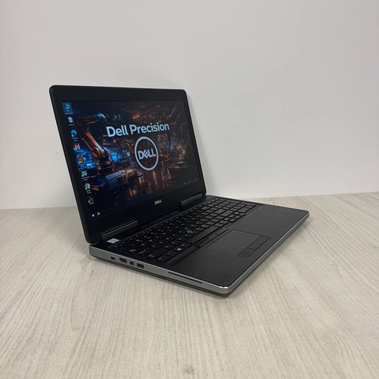 Dell Precision 7510 Intel Core i5-6300HQ - фото 3
