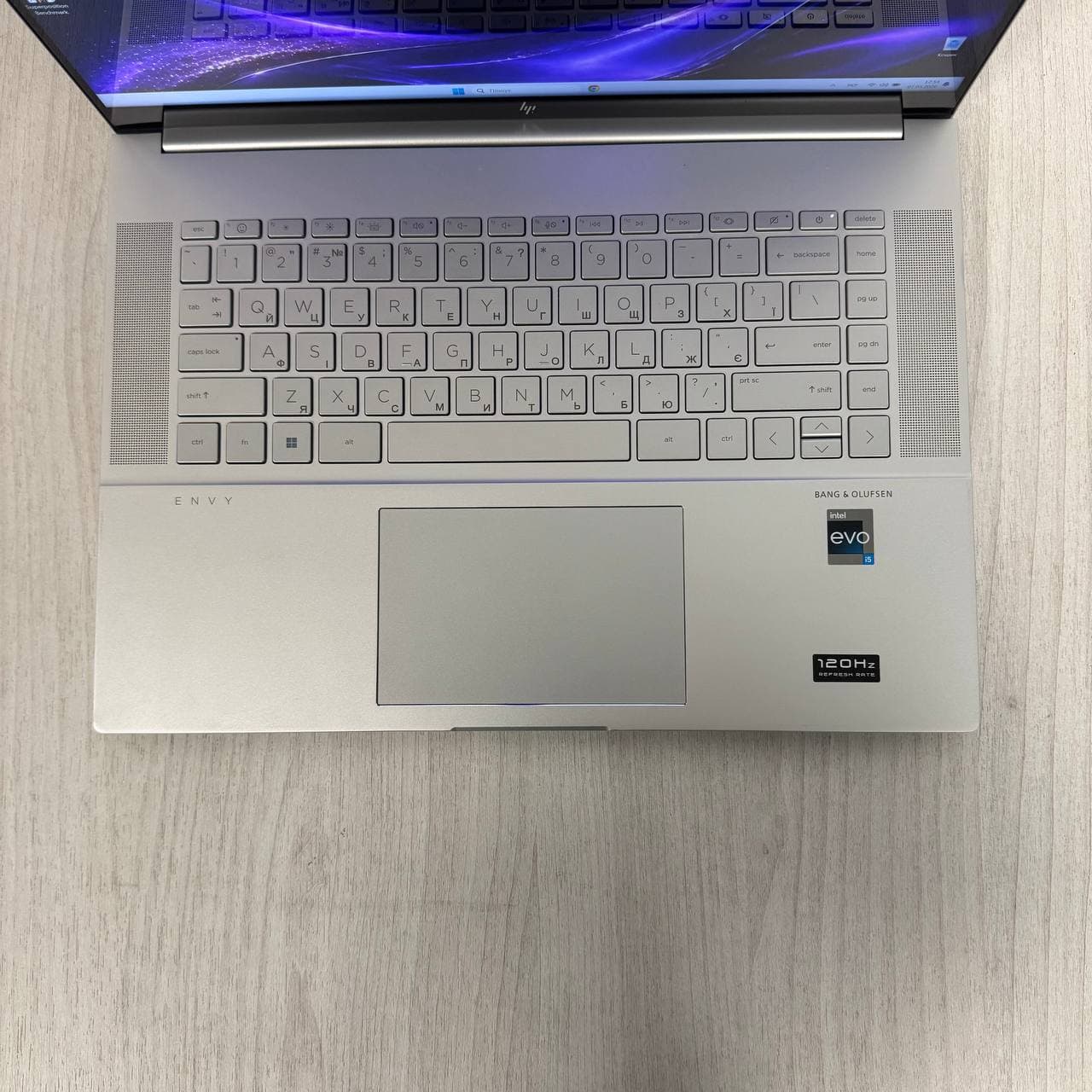 HP Envy 16t-h000 Intel Core i5-12500H ARC A370M - фото 3