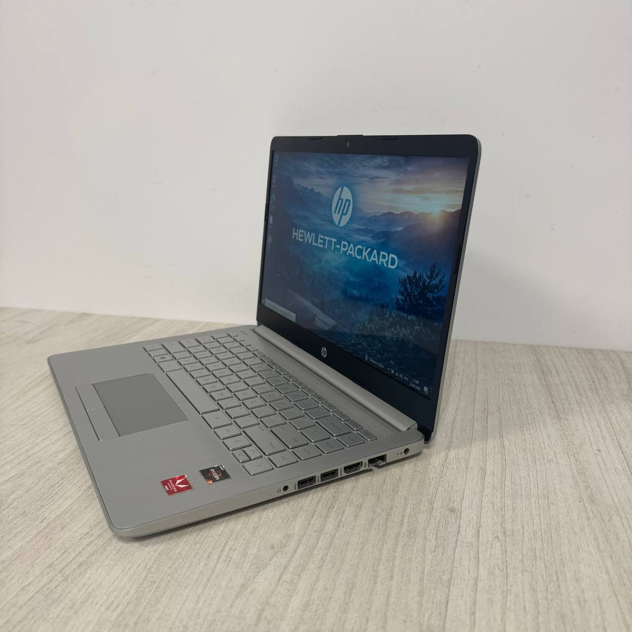 HP 14-dk1022wm AMD Ryzen 3 3300U - фото 7