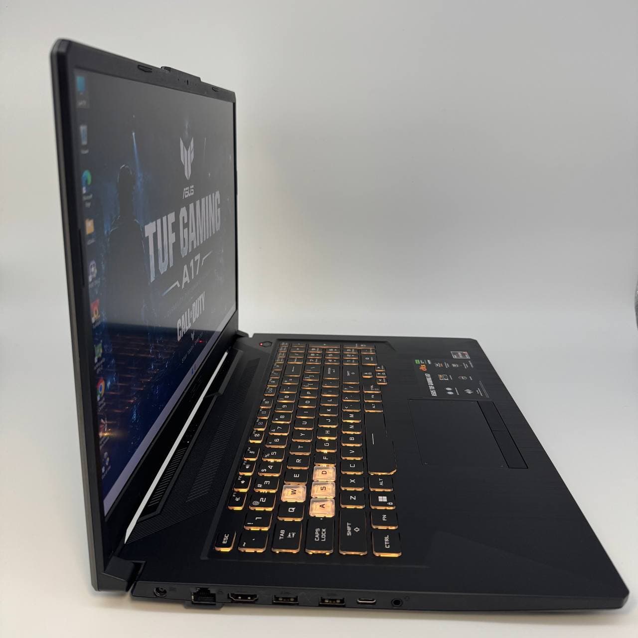 Asus TUF A17 FX706NFR - фото 3