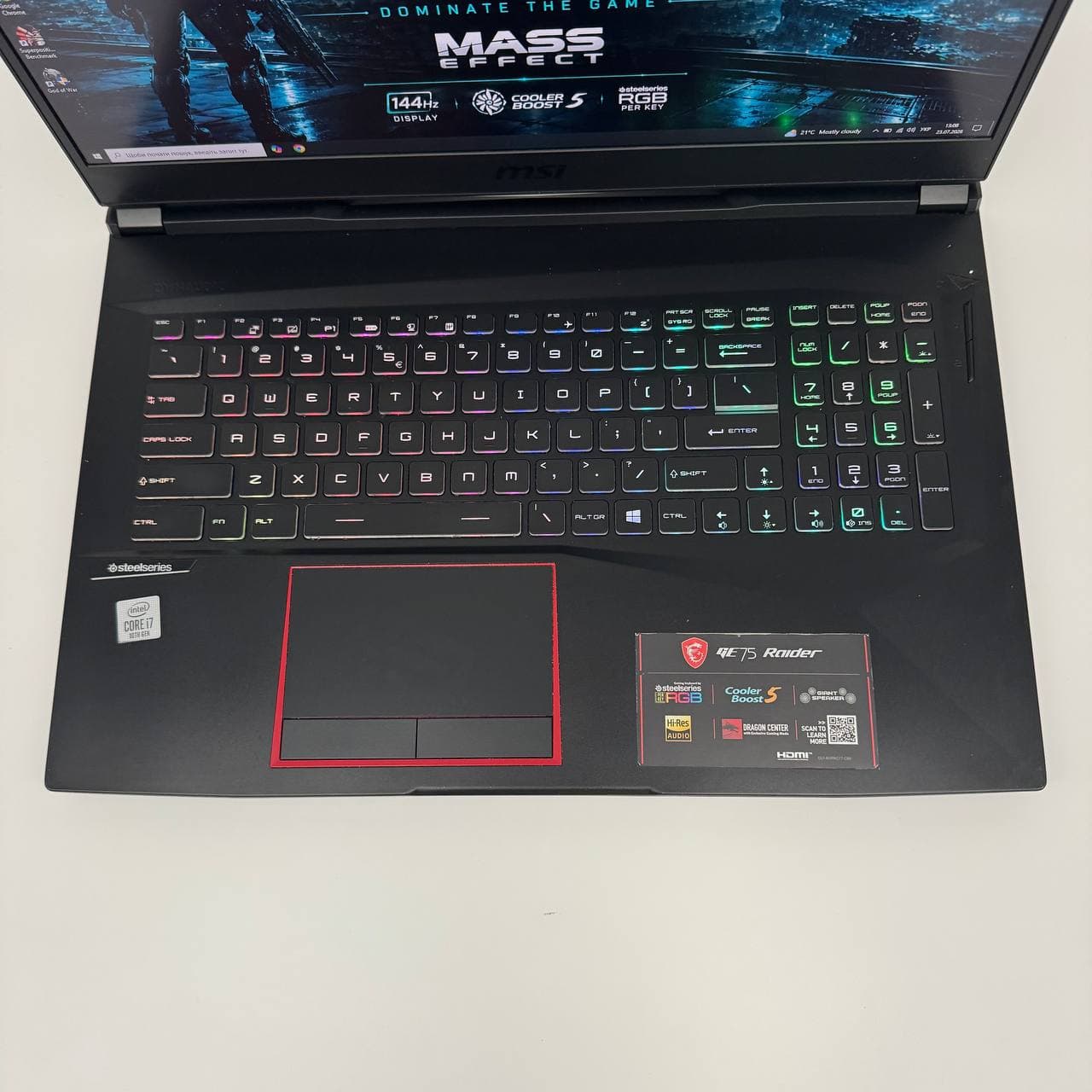 MSI Raider GE75 10SE - фото 2