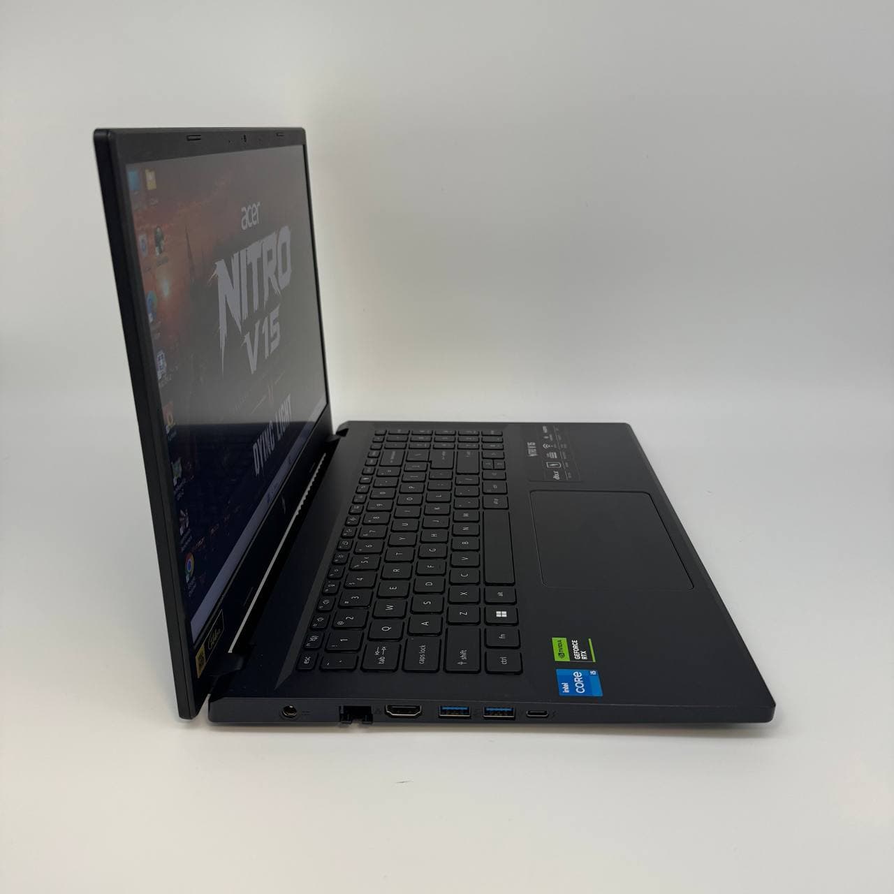 Acer Nitro V15 ANV15-51 - фото 3