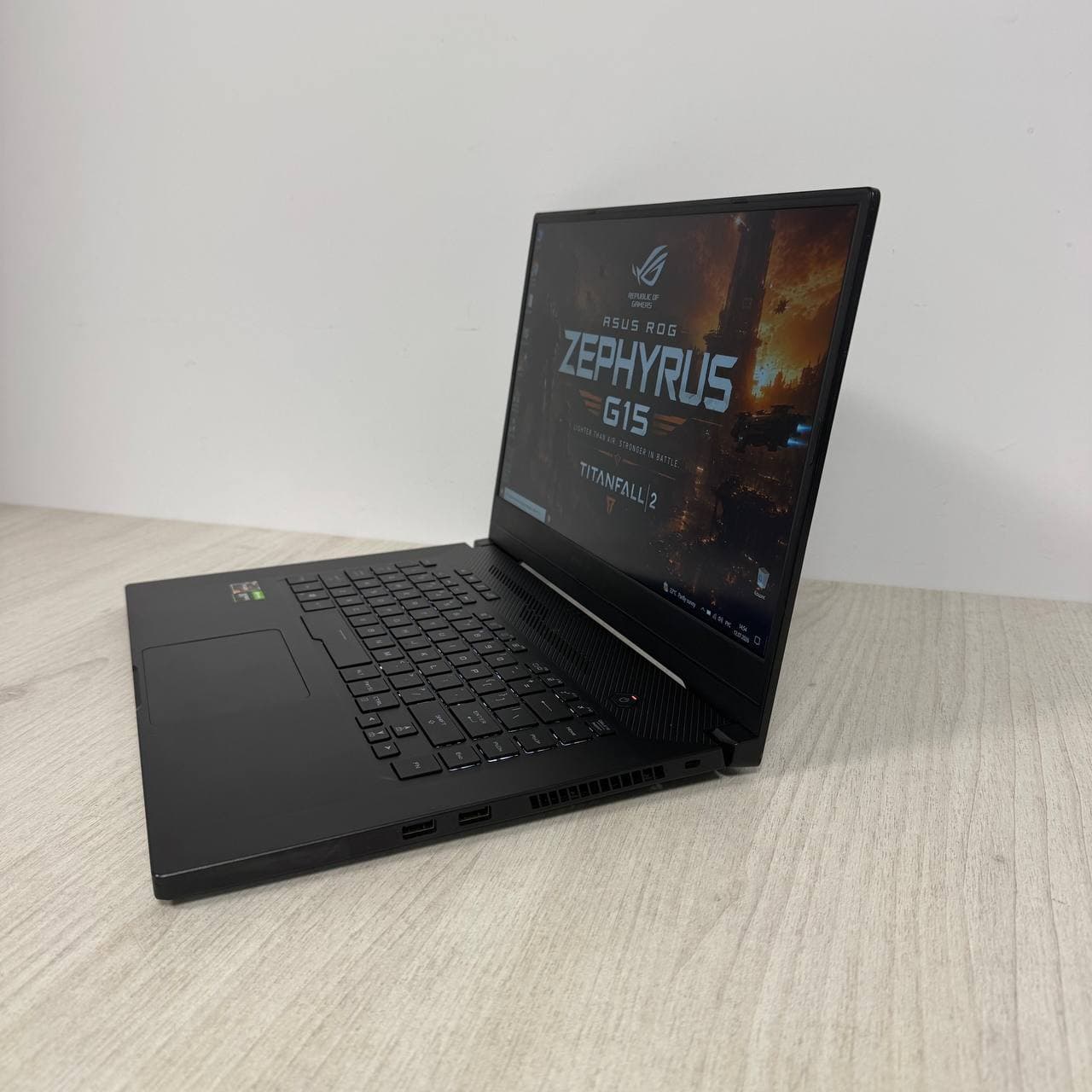 Asus ROG Zephyrus G15 GA502DU - фото 4