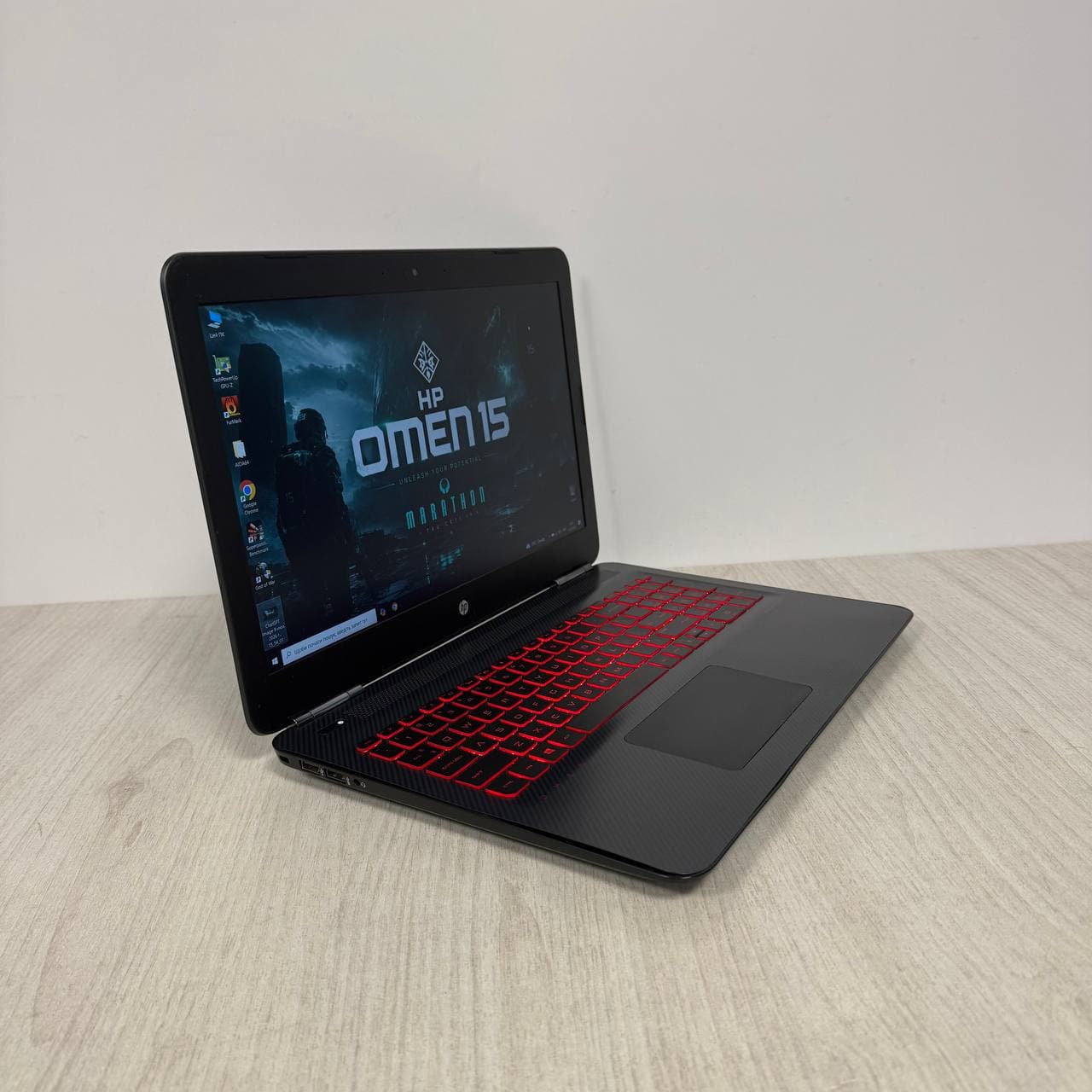HP Omen 15-ax210nr - фото 4