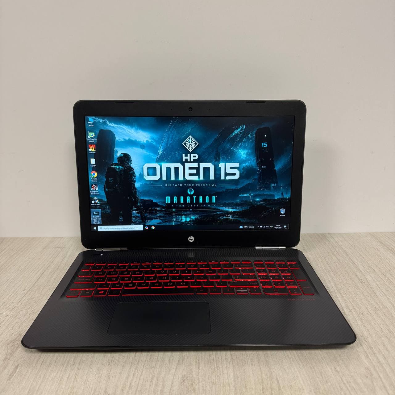 HP Omen 15-ax210nr - фото 1