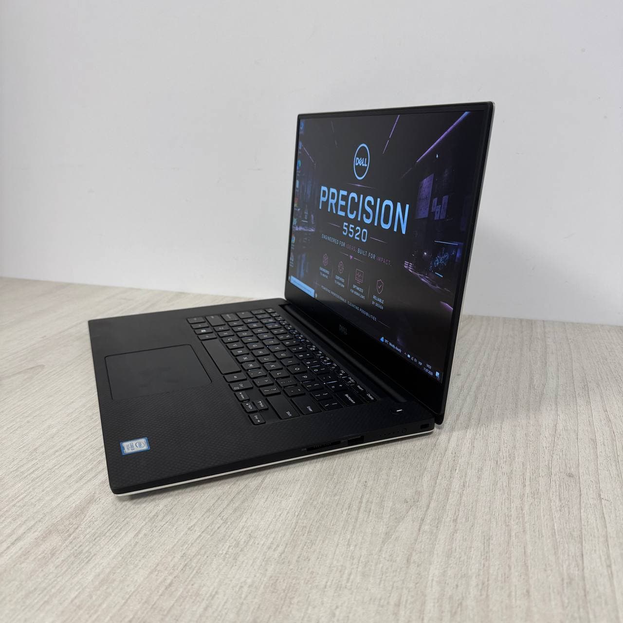 Dell Precision 5520 - фото 6
