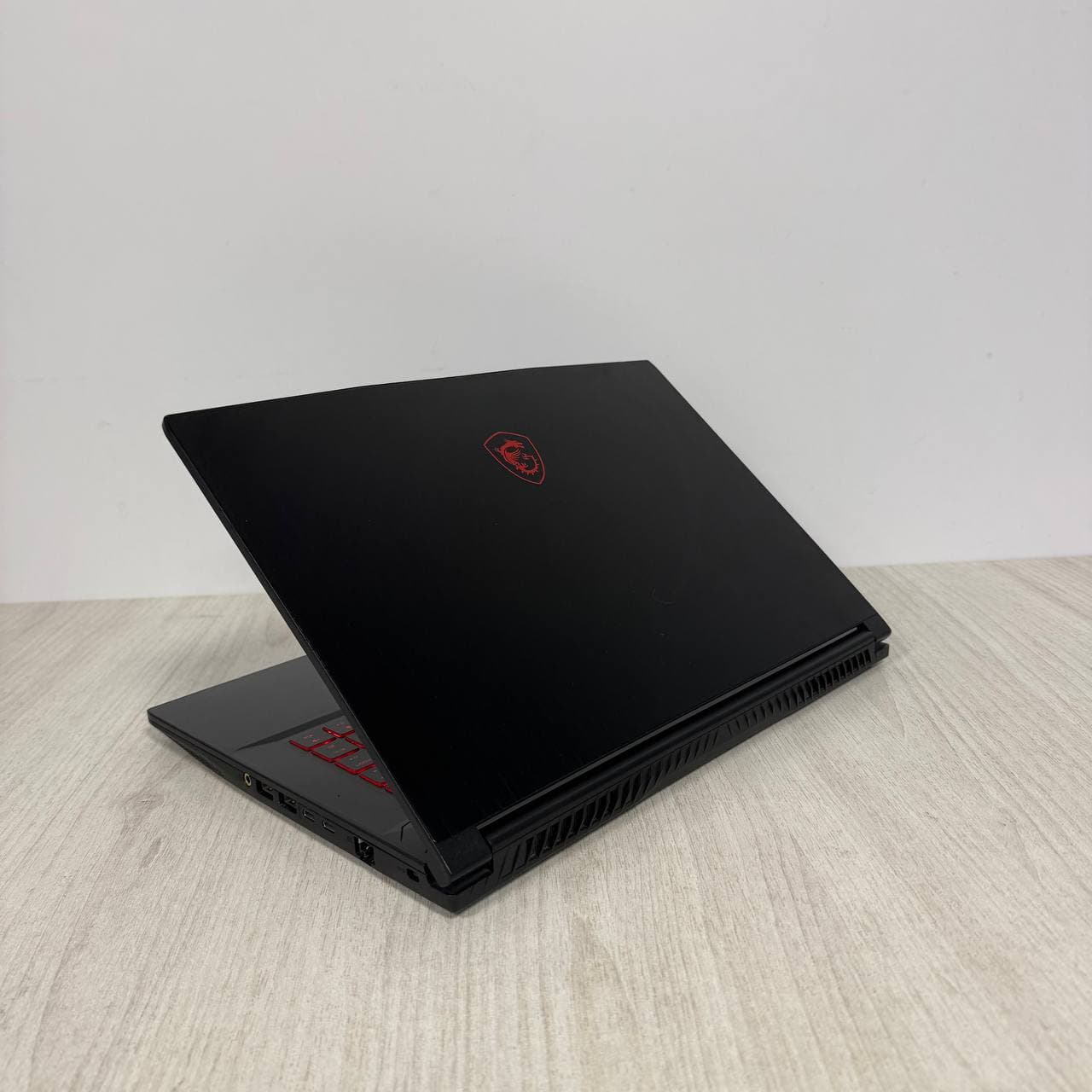 MSI GF63 Thin 9SEXR - фото 5
