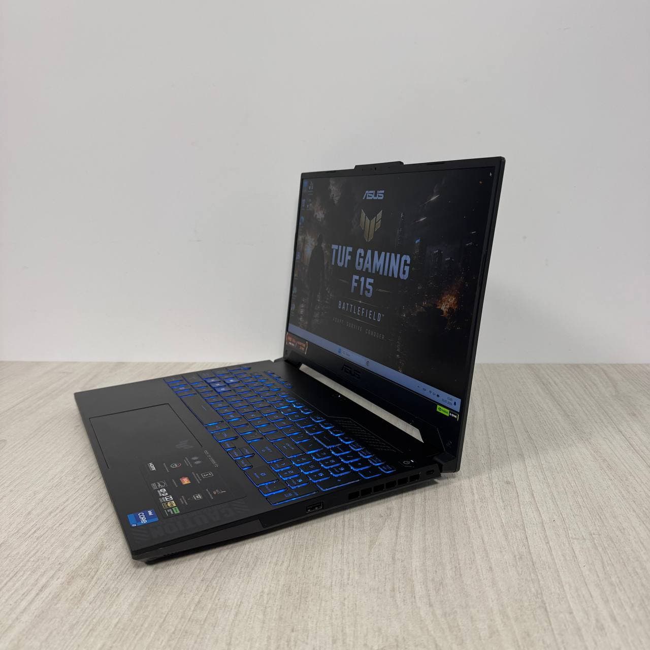 Asus TUF F15 FX507ZI - фото 3