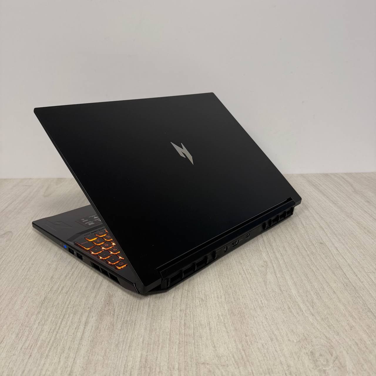 Acer Nitro V 16 AI ANV16-42 - фото 6