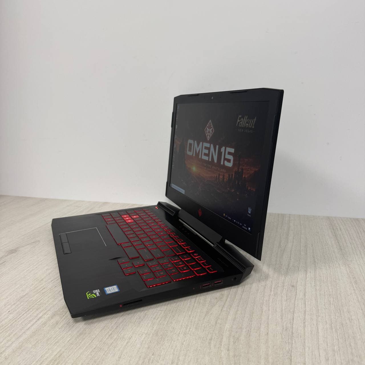 HP Omen 15-ce018dx - фото 5