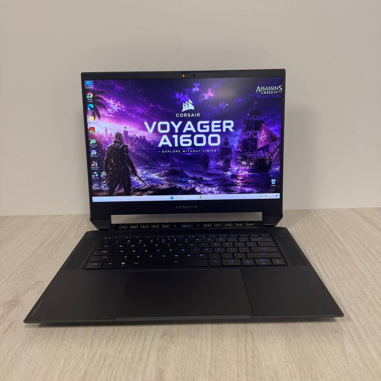 Corsair Voyager A1600 - фото 1