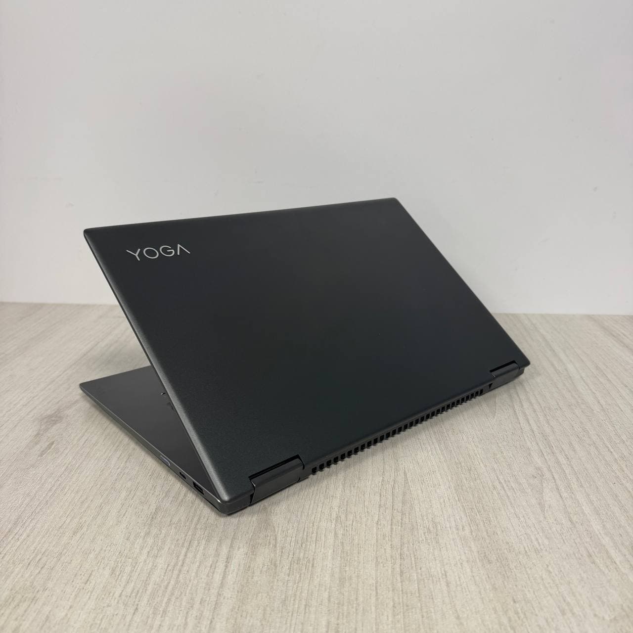 Lenovo Yoga 720-15IKB x360 Touch - фото 5