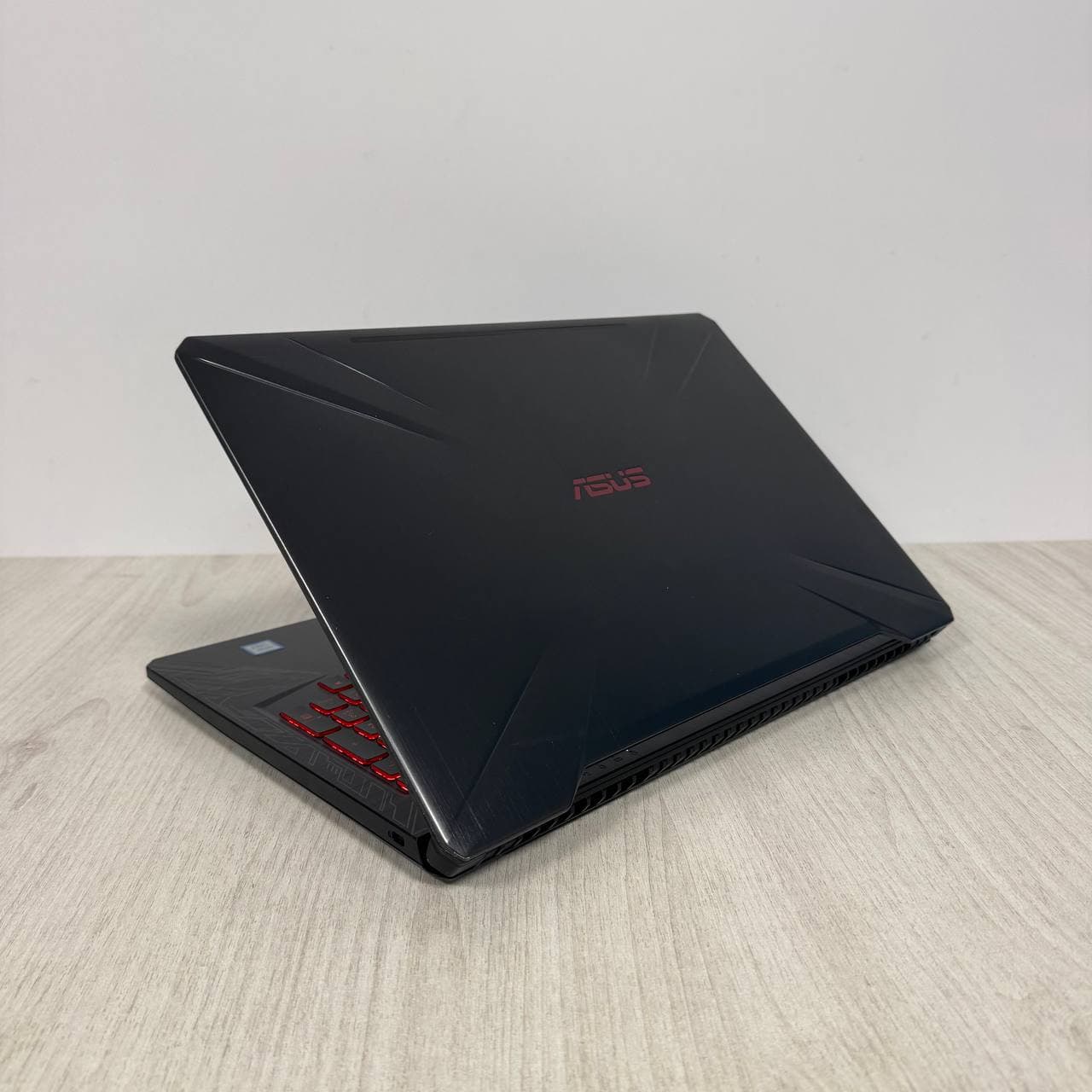 Asus TUF FX504GM - фото 6