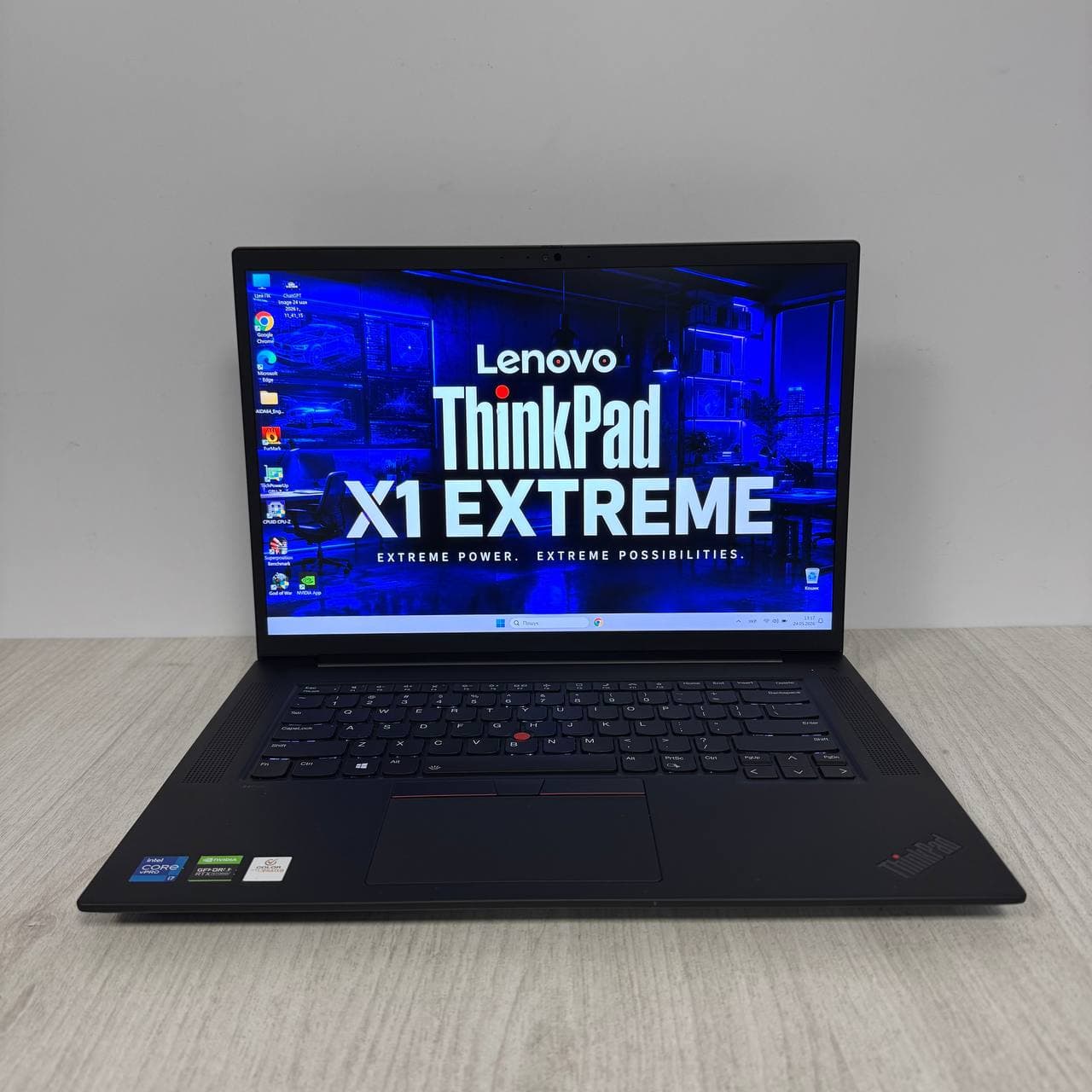 Lenovo ThinkPad X1 Extreme Gen 4 - фото 1