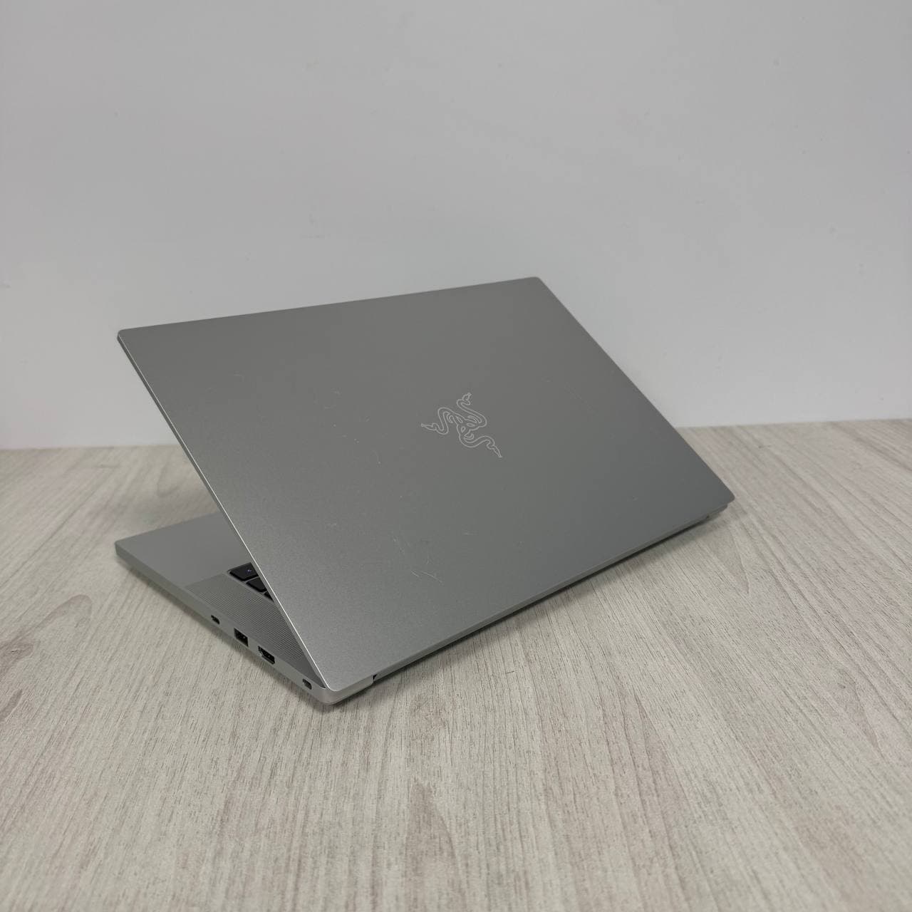 Razer Blade 14 RZ09-0427 Silver - фото 5
