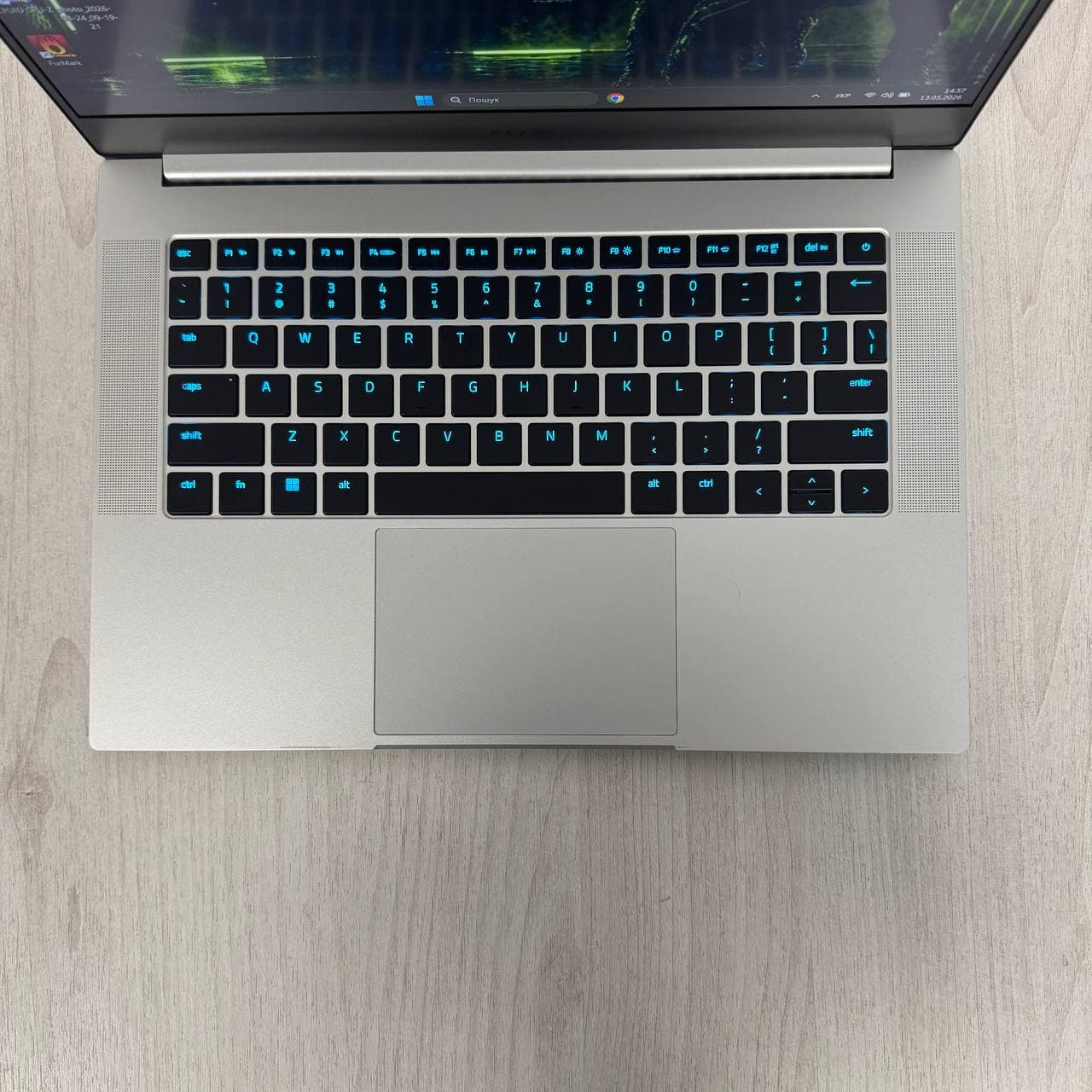 Razer Blade 14 RZ09-0427 Silver - фото 2