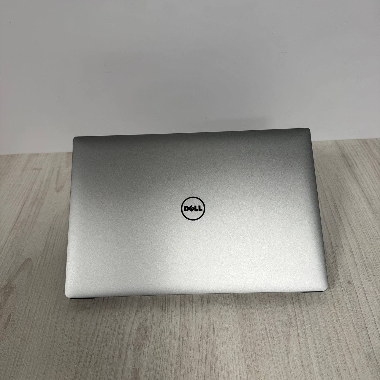 Dell XPS 9560 - фото 6